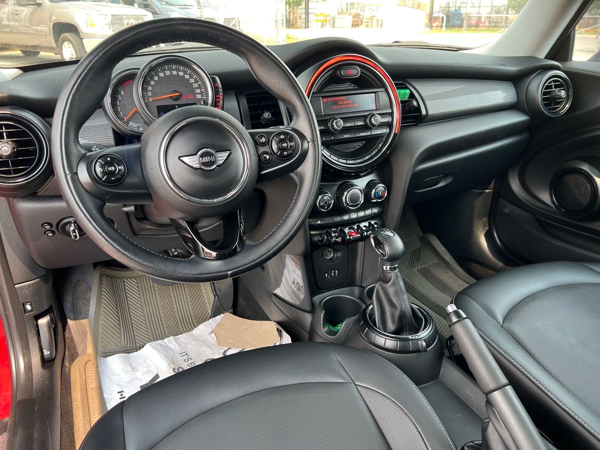 2015 MINI Cooper Base - Image 11