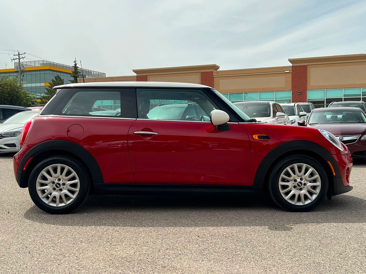 2015 MINI Cooper Base - Image 8