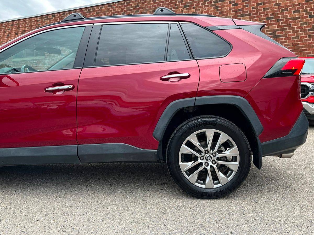 2020 Toyota RAV4 Limited - Image 6