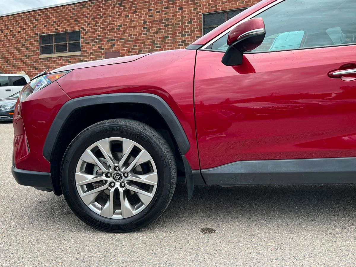 2020 Toyota RAV4 Limited - Image 7