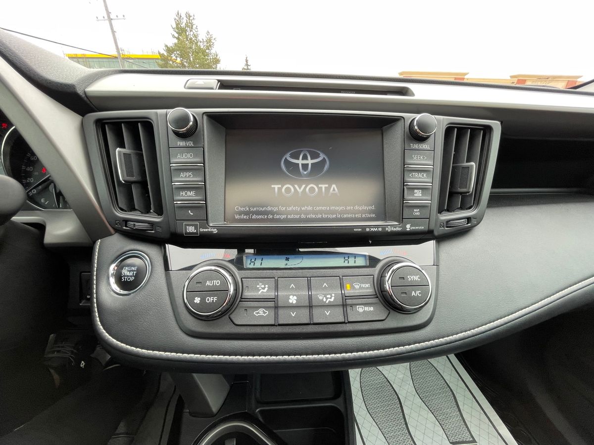 2016 Toyota RAV4 Limited - Image 26