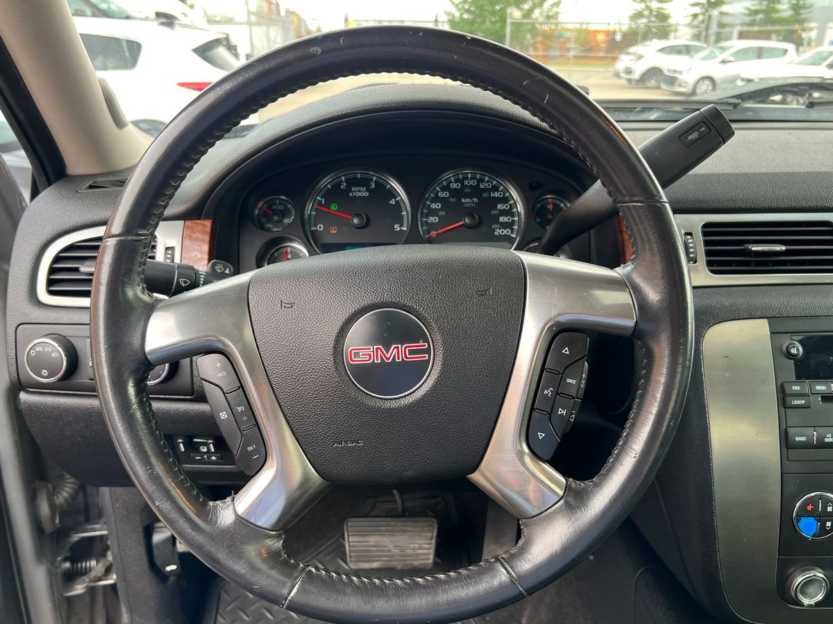 2007 GMC Sierra 2500HD SLT - Image 15