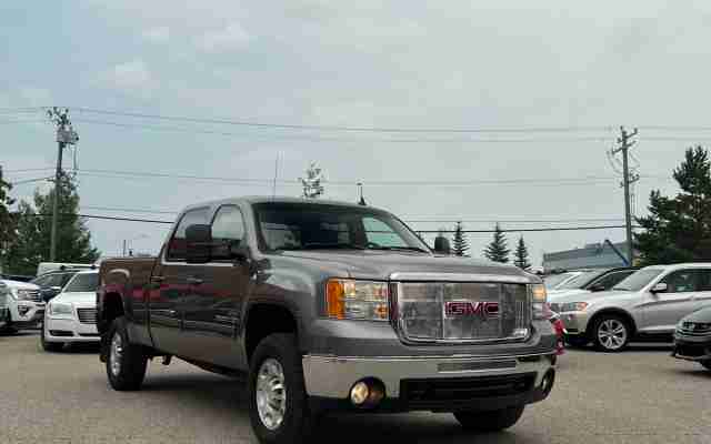 2007 GMC Sierra 2500HD SLT - Request more images