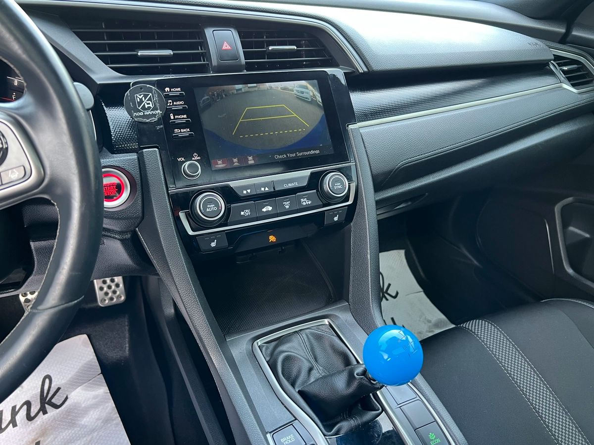 2020 Honda Civic Hatchback Sport - Image 18