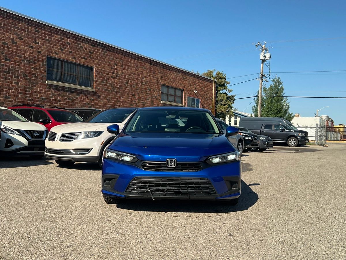 2022 Honda Civic Sedan EX - Image 2