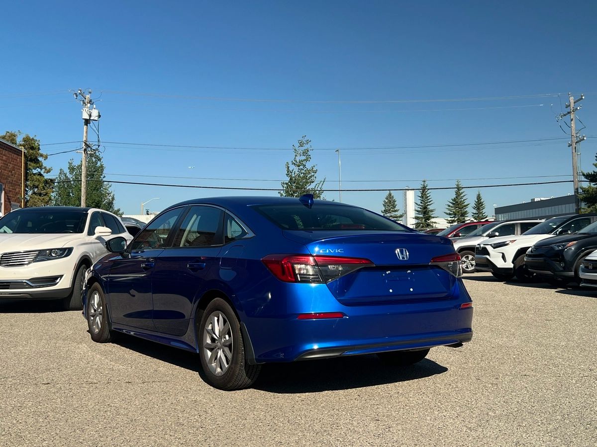 2022 Honda Civic Sedan EX - Image 5
