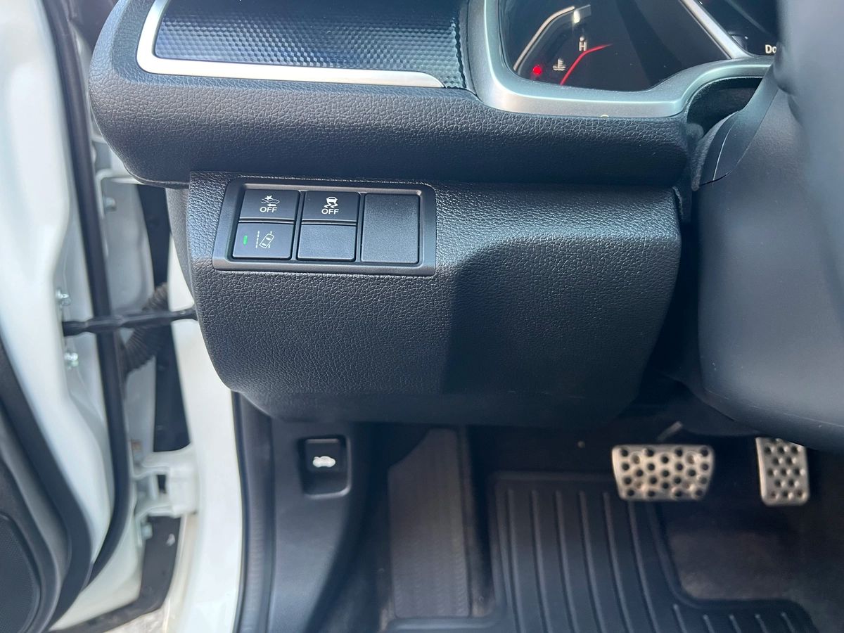 2019 Honda Civic Sedan Sport - Image 17