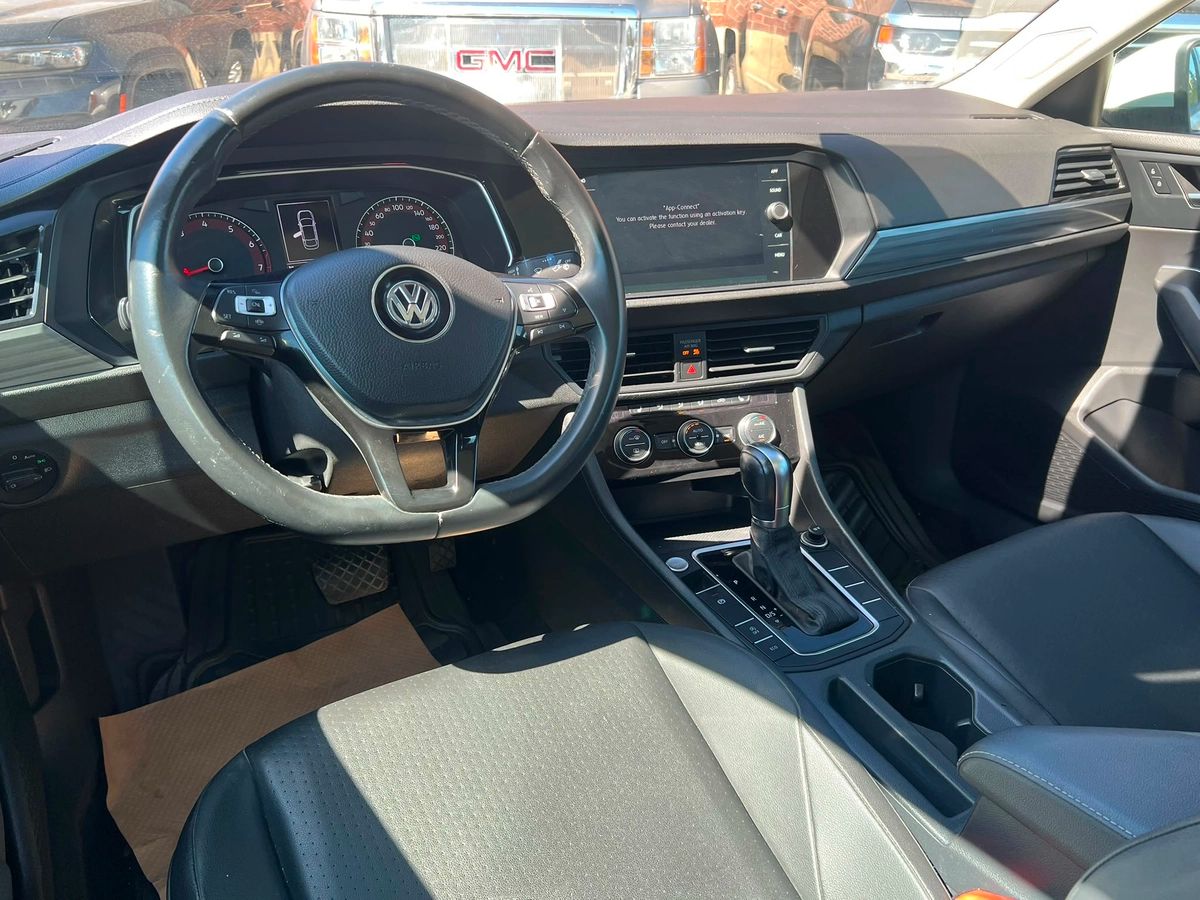 2019 Volkswagen Jetta Highline - Image 11