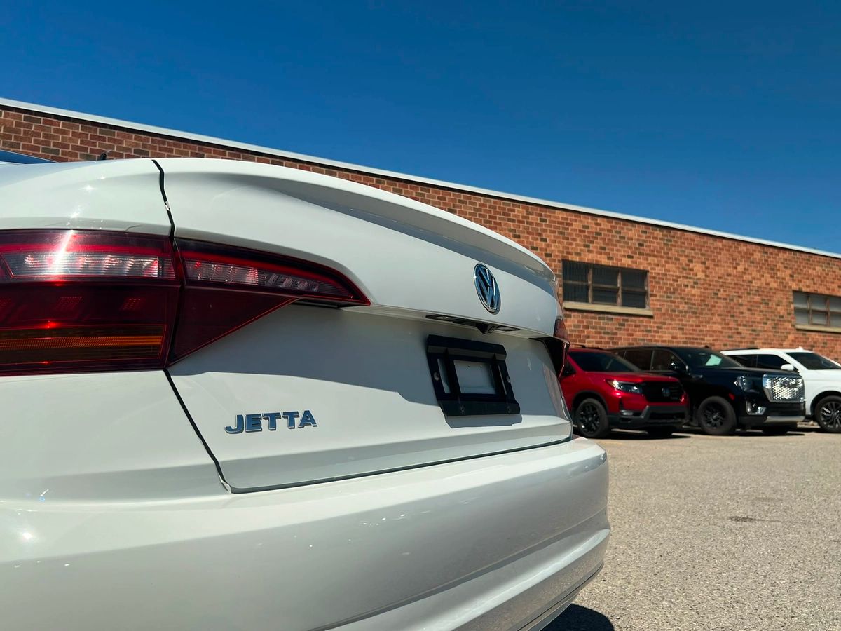2019 Volkswagen Jetta Highline - Image 9