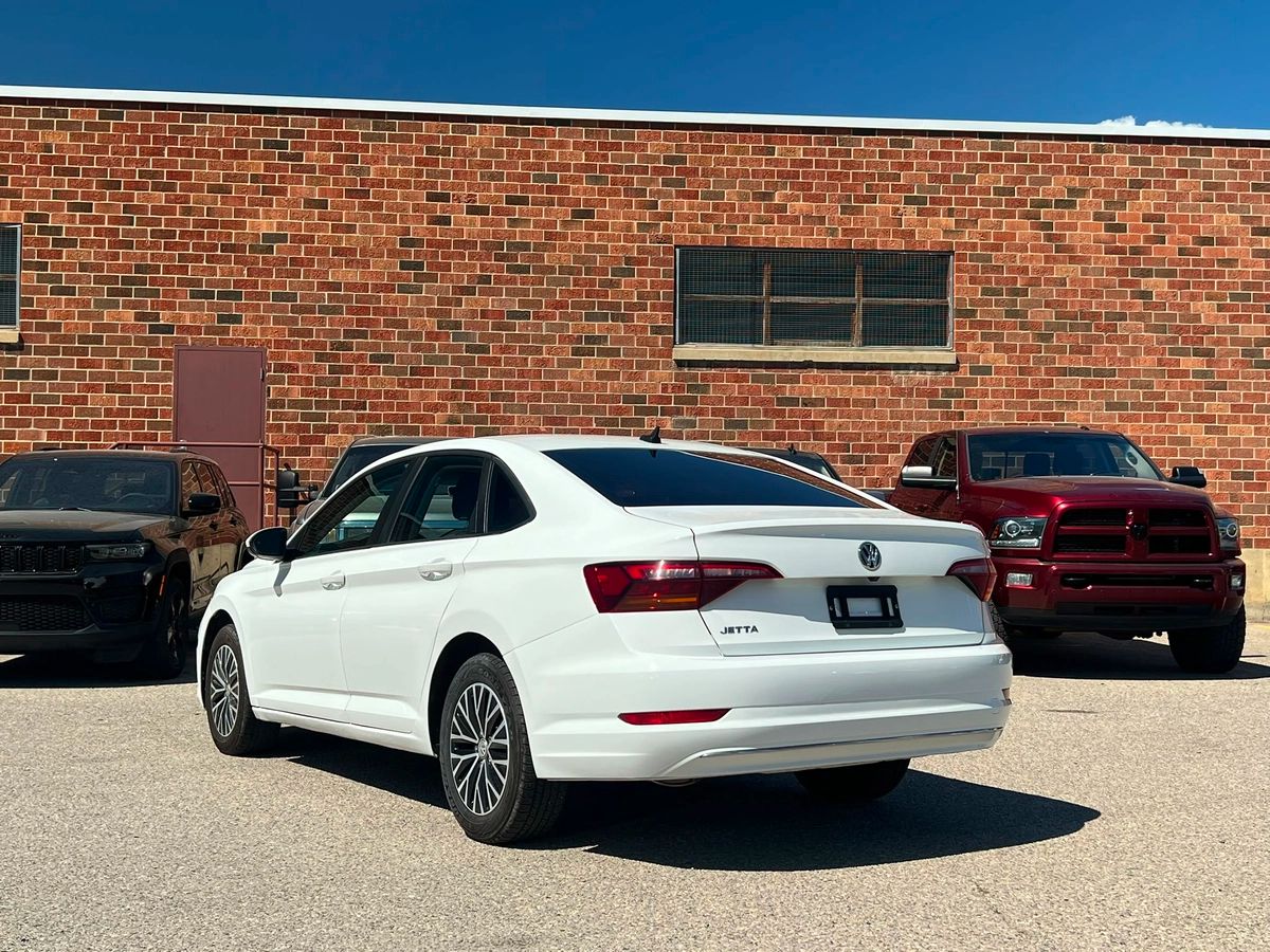 2019 Volkswagen Jetta Highline - Image 5