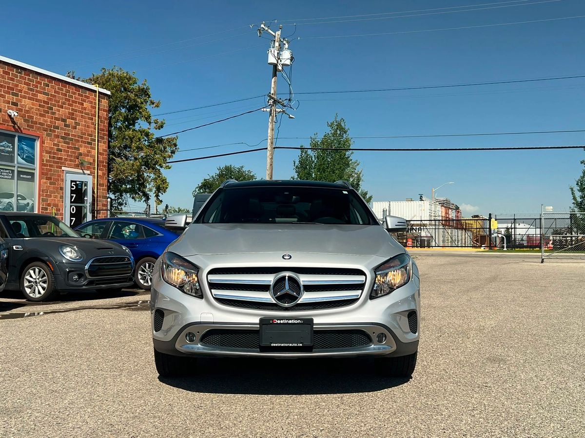 2017 Mercedes-Benz GLA Base - Image 2