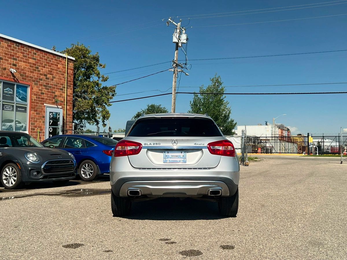 2017 Mercedes-Benz GLA Base - Image 6
