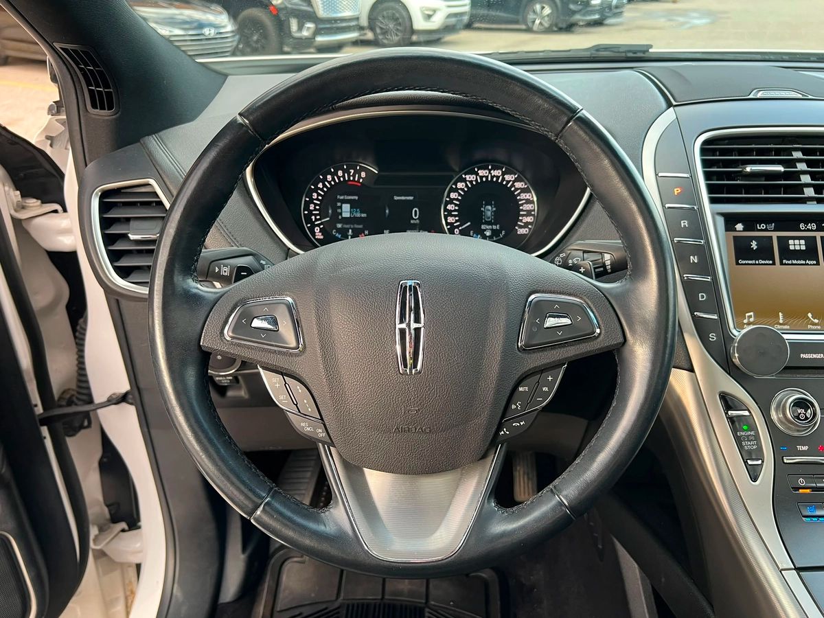 2017 Lincoln MKX Reserve - Image 16