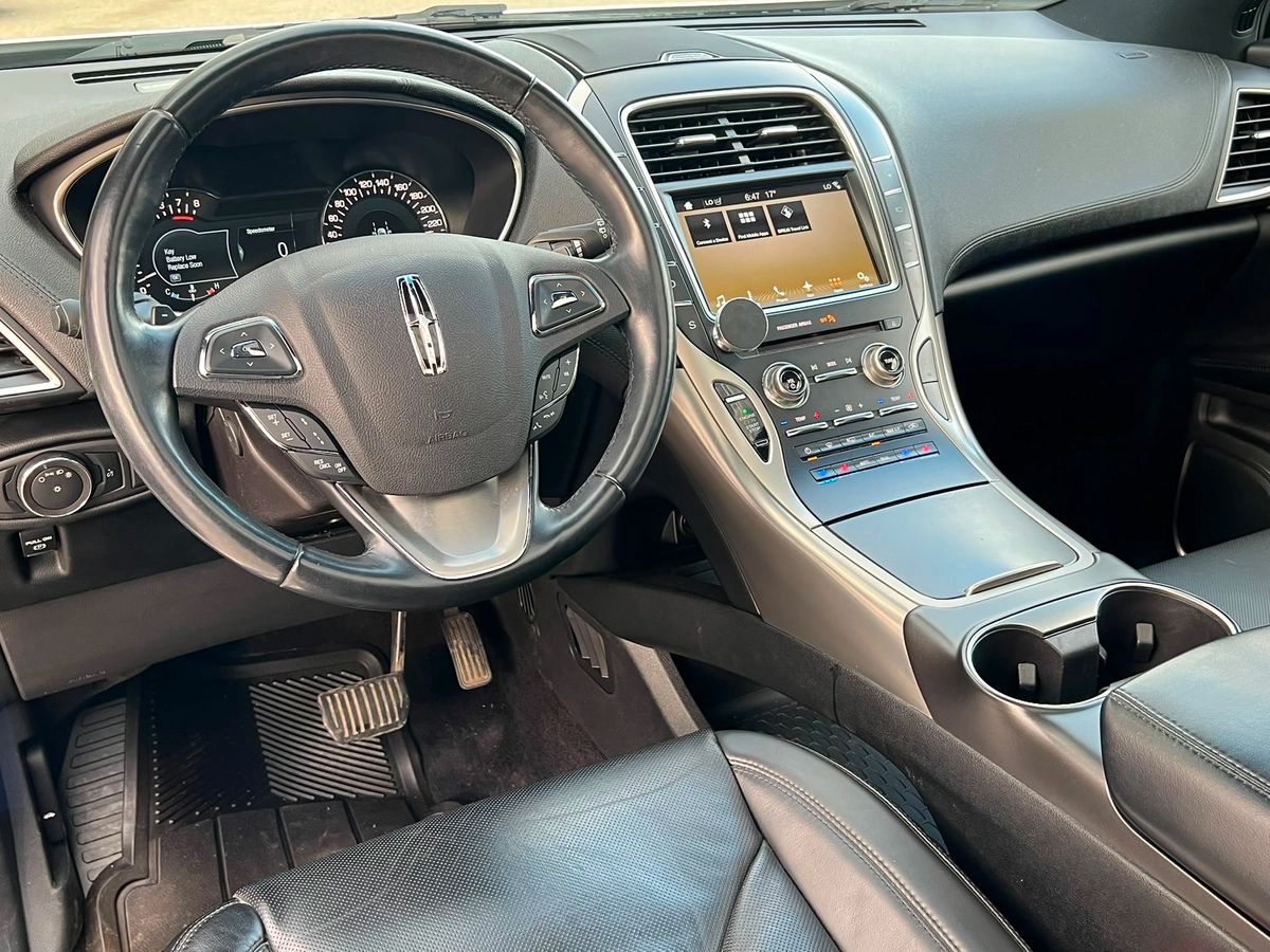 2017 Lincoln MKX Reserve - Image 11