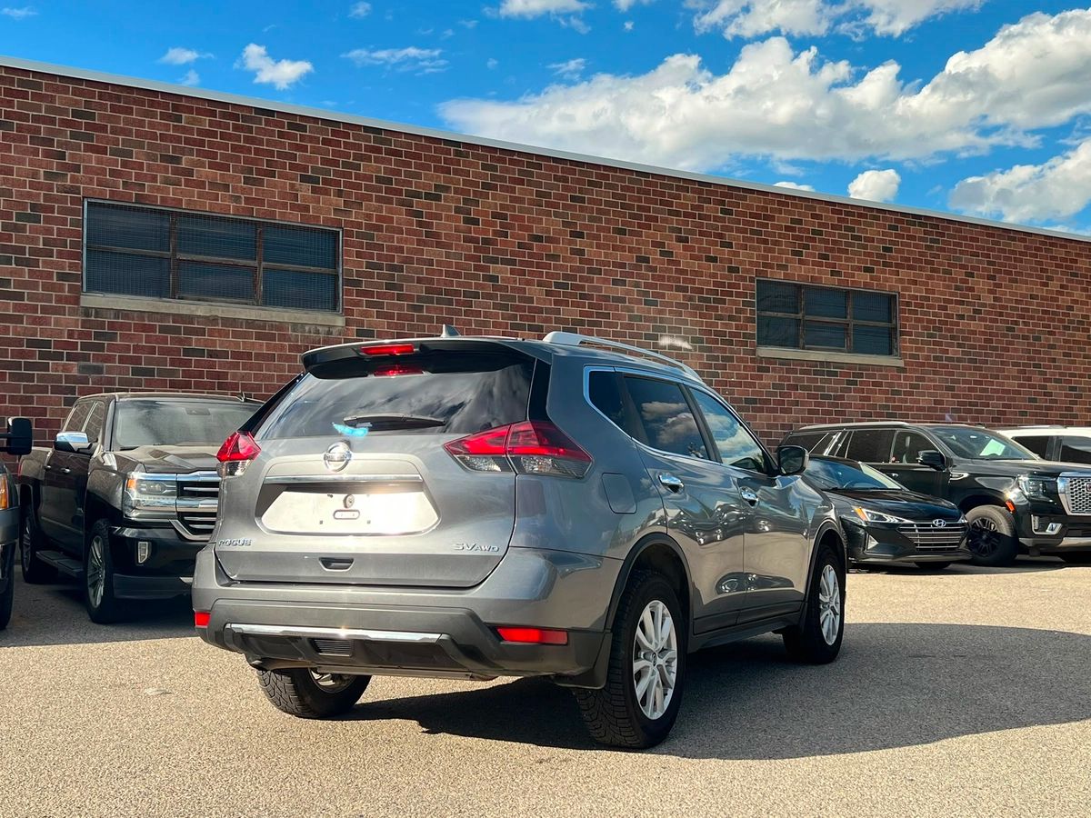 2020 Nissan Rogue SV - Image 7