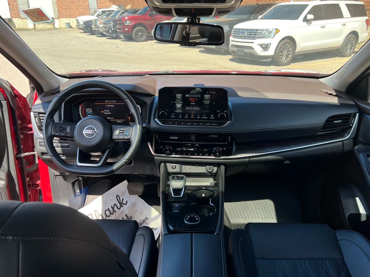 2021 Nissan Rogue Platinum - Image 12