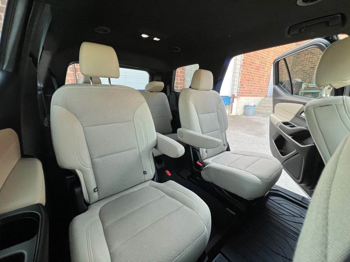 2022 Chevrolet Traverse LT - Image 14