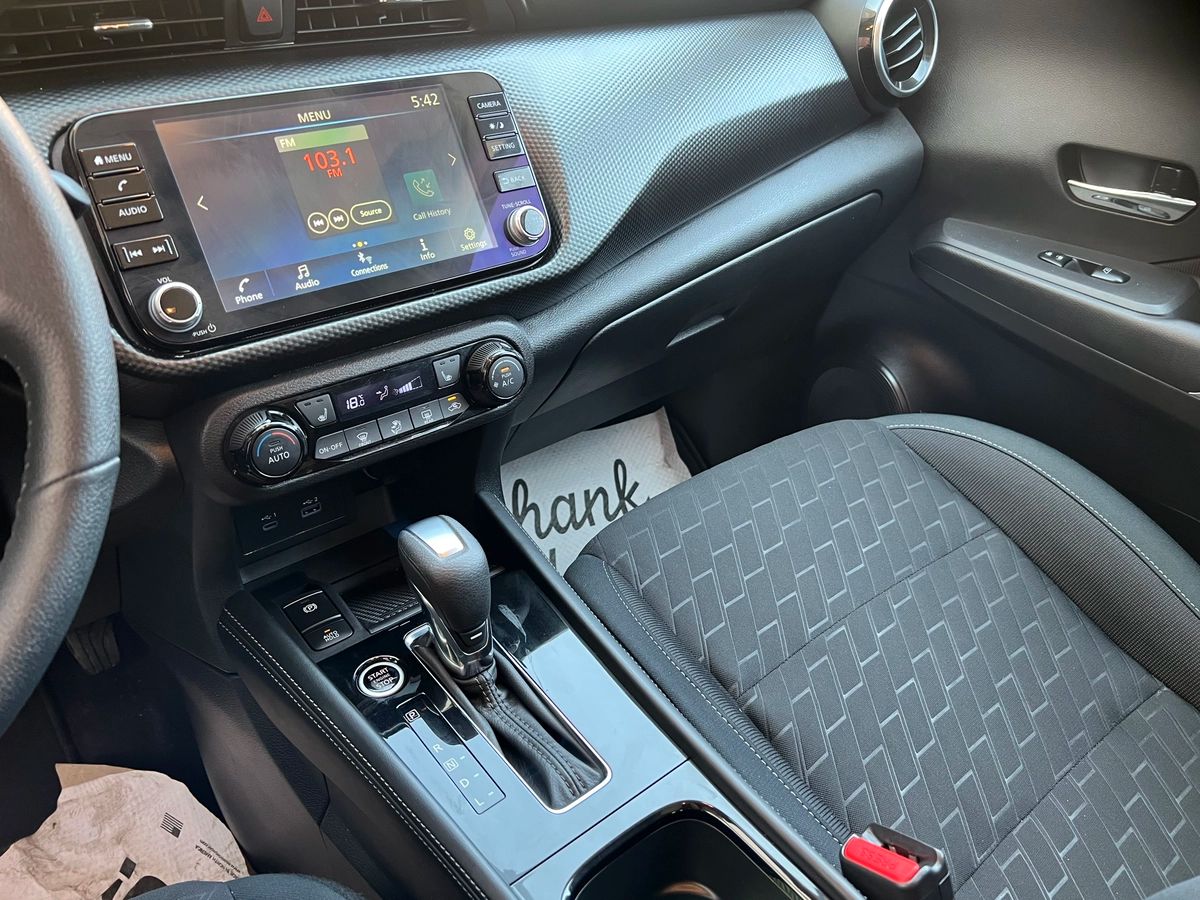 2024 Nissan Kicks SV - Image 18