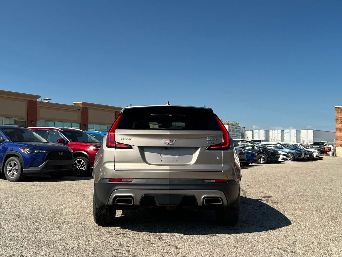2023 Cadillac XT4 Luxury - Image 6