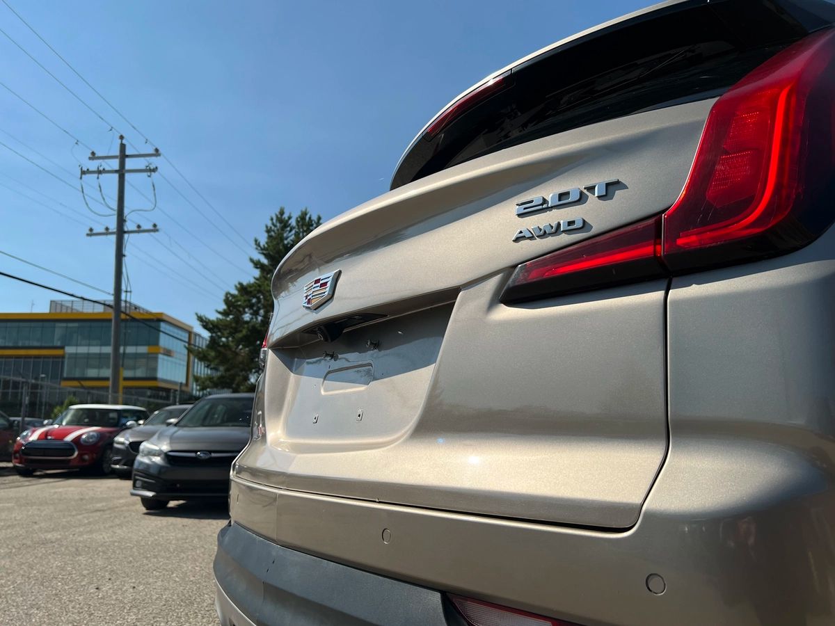 2023 Cadillac XT4 Luxury - Image 10