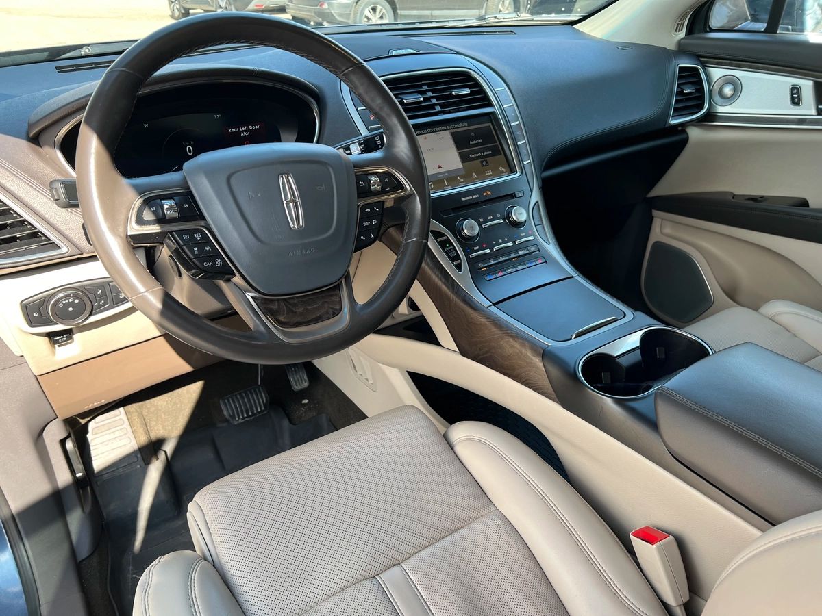 2019 Lincoln Nautilus Reserve - Image 11