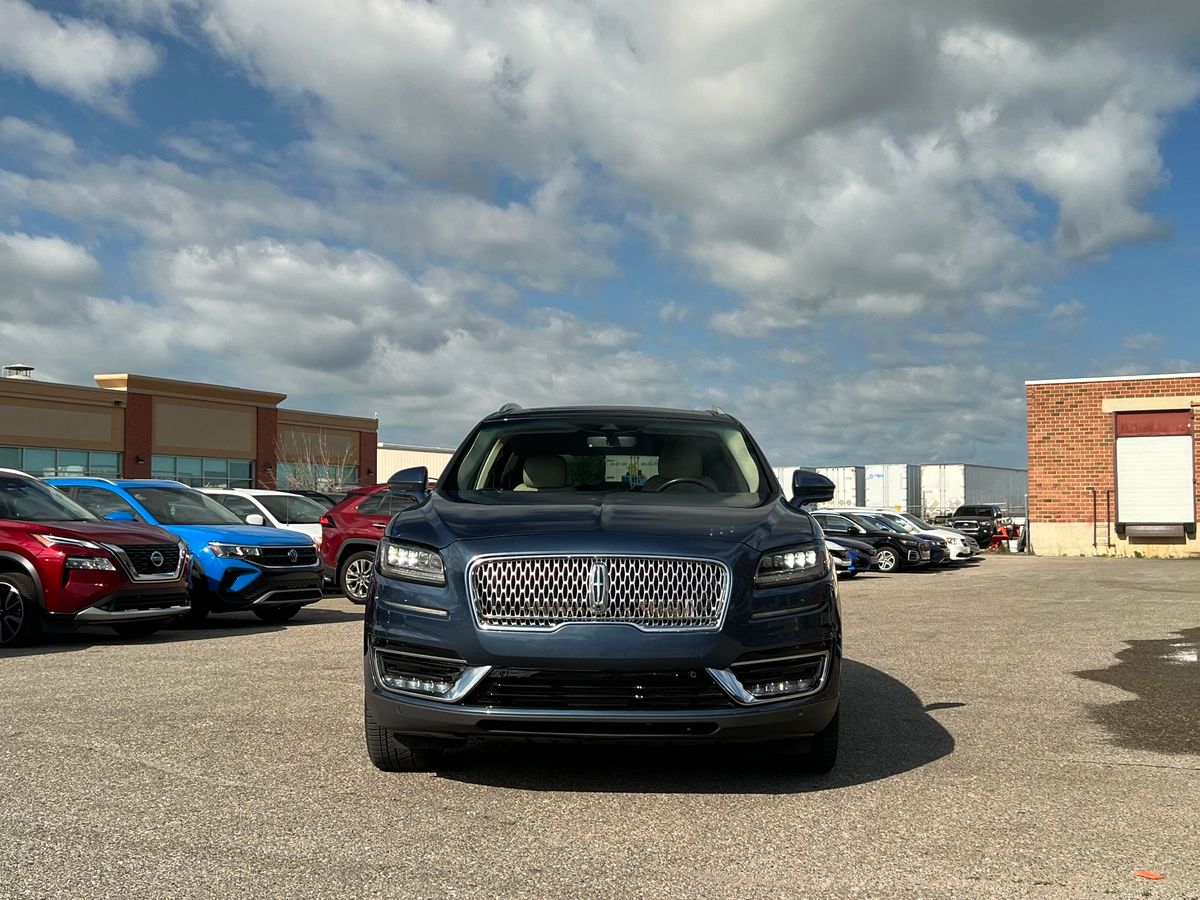 2019 Lincoln Nautilus Reserve - Image 2