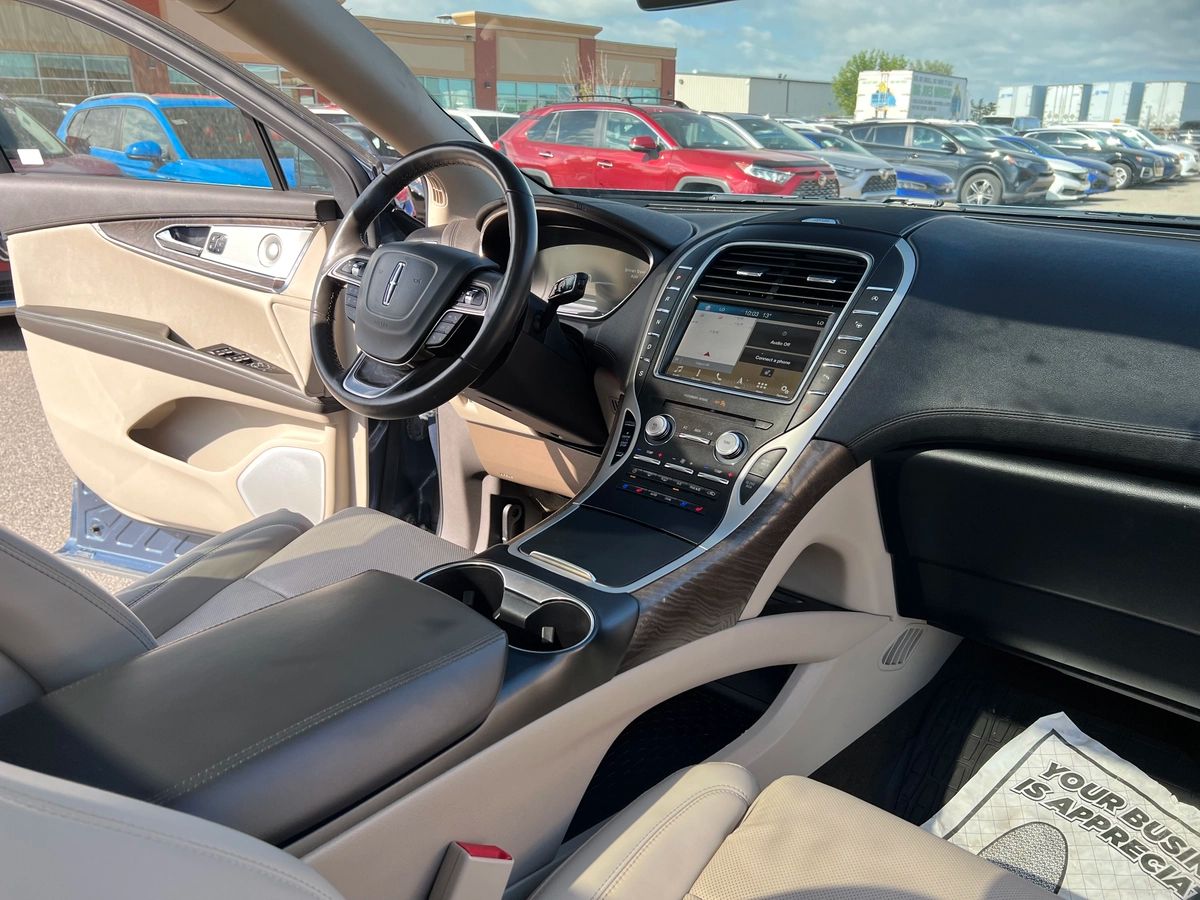 2019 Lincoln Nautilus Reserve - Image 13
