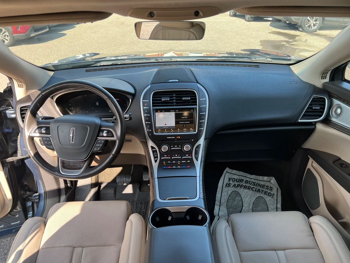 2019 Lincoln Nautilus Reserve - Image 12