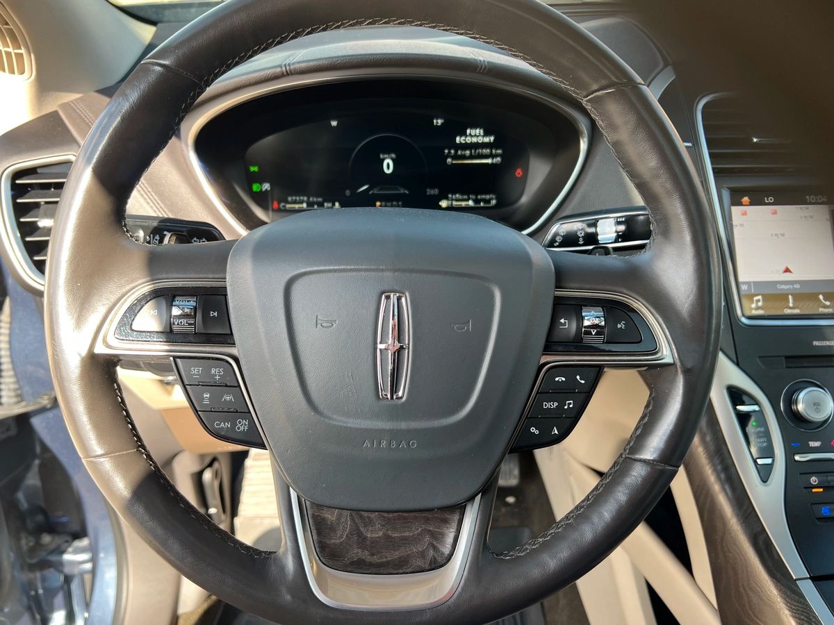 2019 Lincoln Nautilus Reserve - Image 15