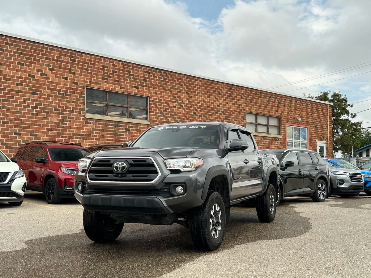 2023 Toyota Tacoma Trail - Image 3