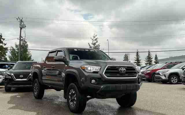 2023 Toyota Tacoma Trail - Request more images