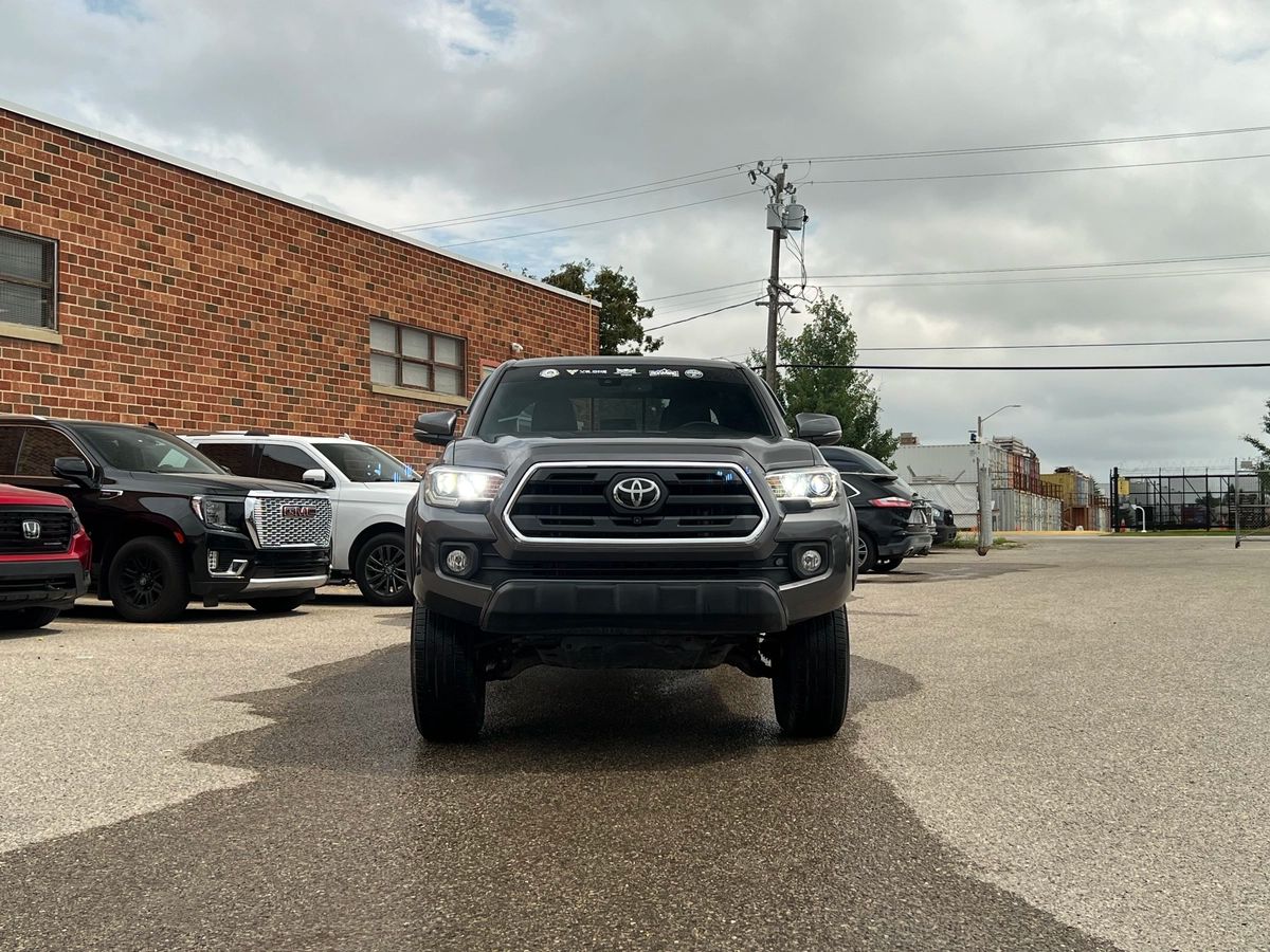 2023 Toyota Tacoma Trail - Image 2