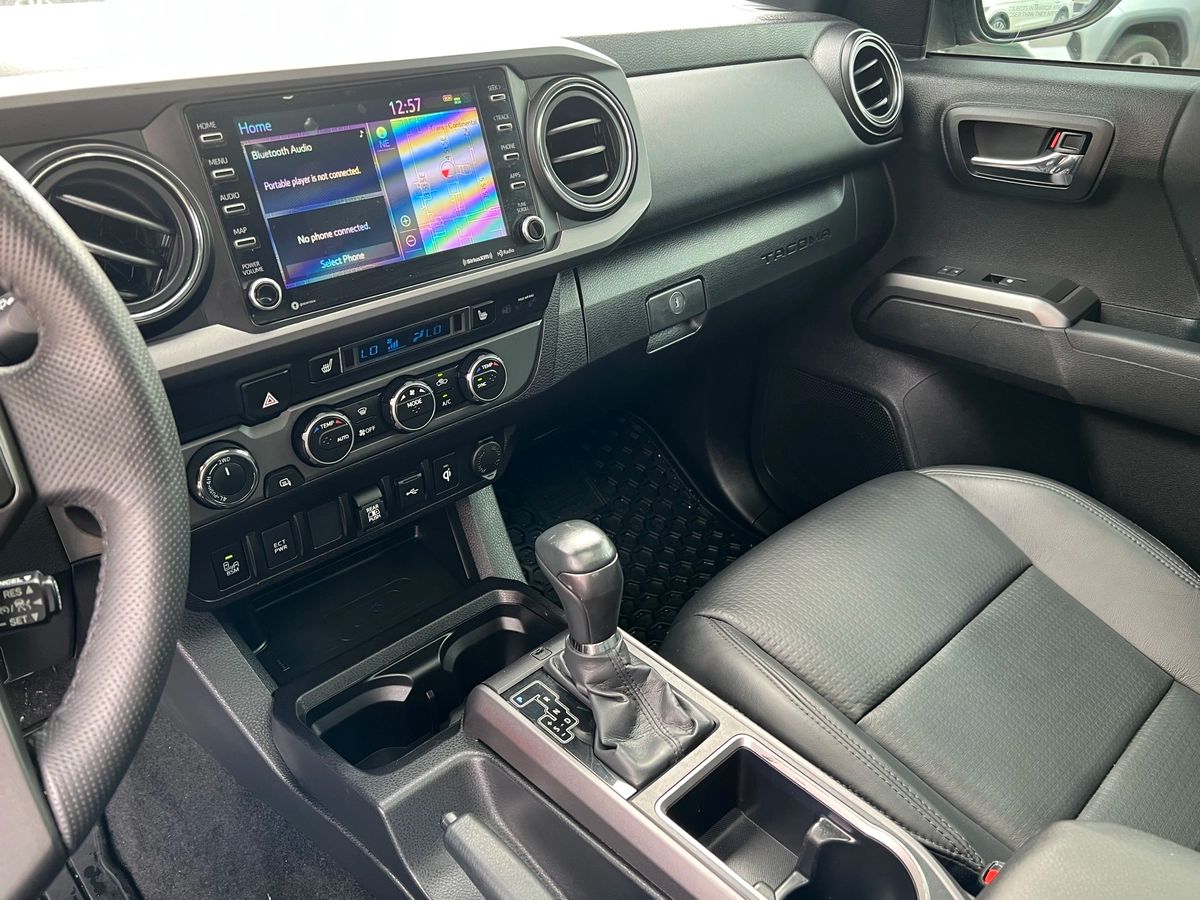 2023 Toyota Tacoma Trail - Image 17
