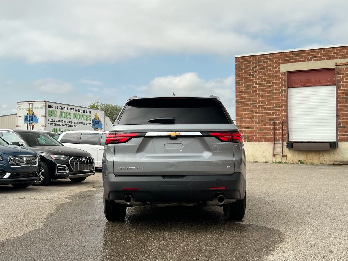 2023 Chevrolet Traverse LT - Image 6