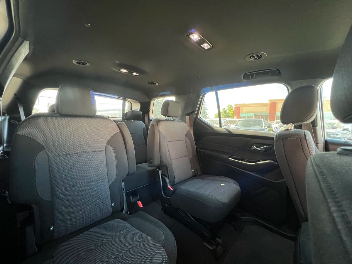 2023 Chevrolet Traverse LT - Image 14