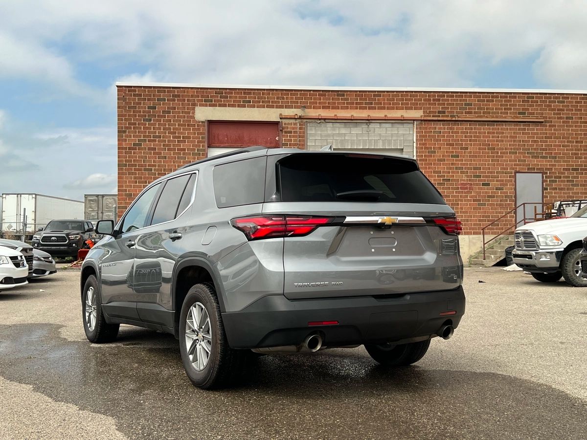 2023 Chevrolet Traverse LT - Image 5