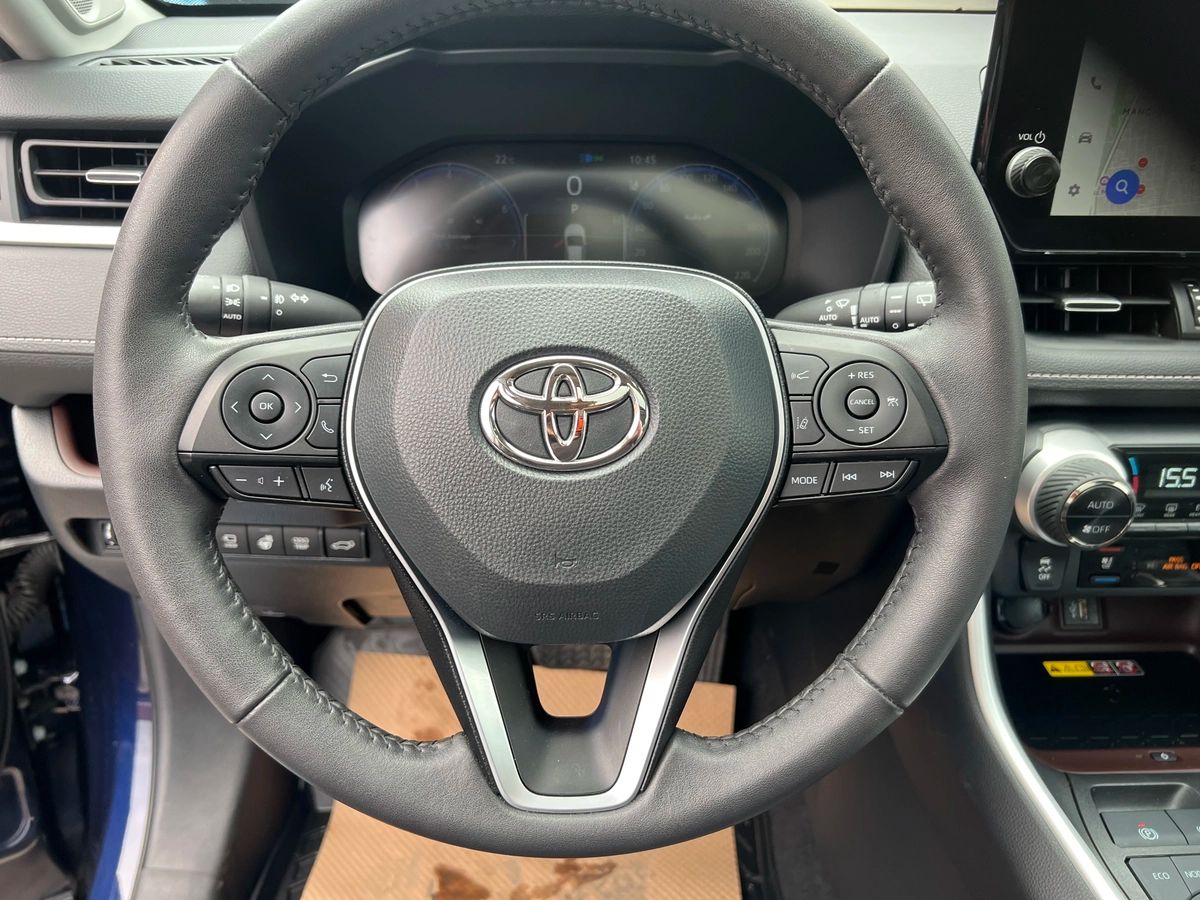 2024 Toyota RAV4 Limited - Image 16