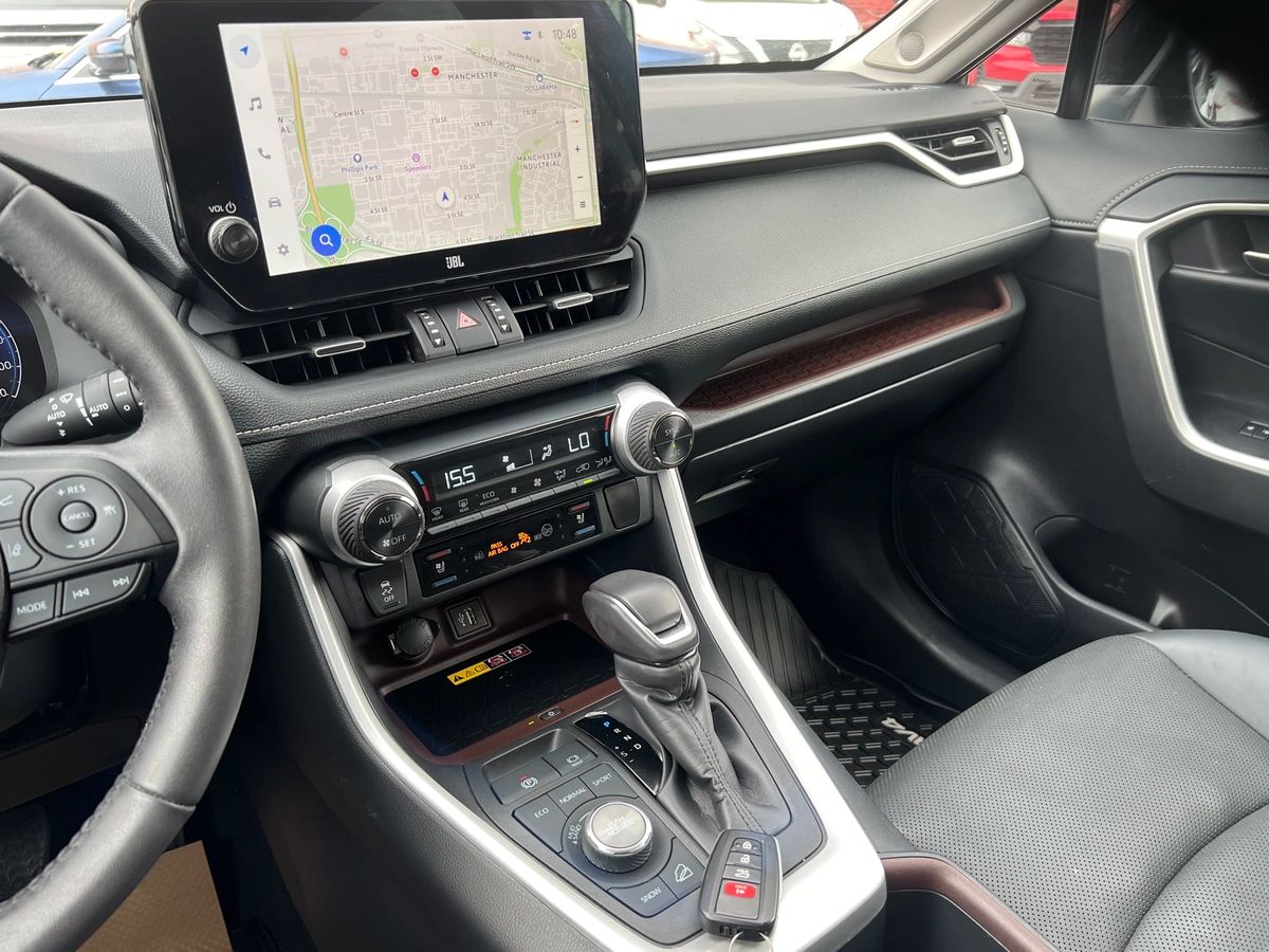 2024 Toyota RAV4 Limited - Image 18