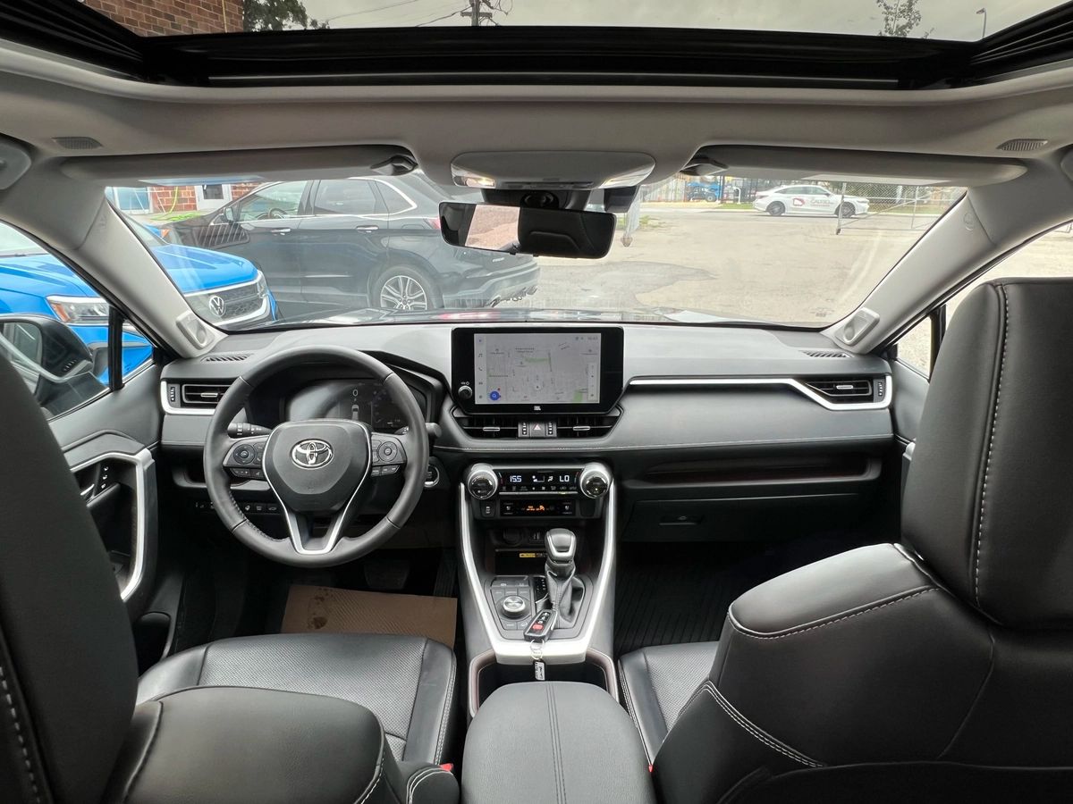 2024 Toyota RAV4 Limited - Image 13
