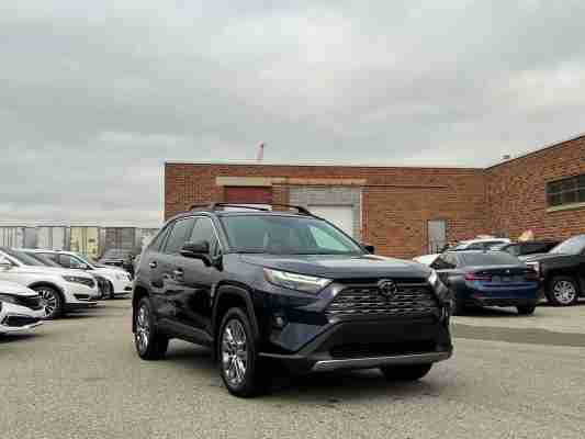 2024 Toyota RAV4 Limited, photo 1
