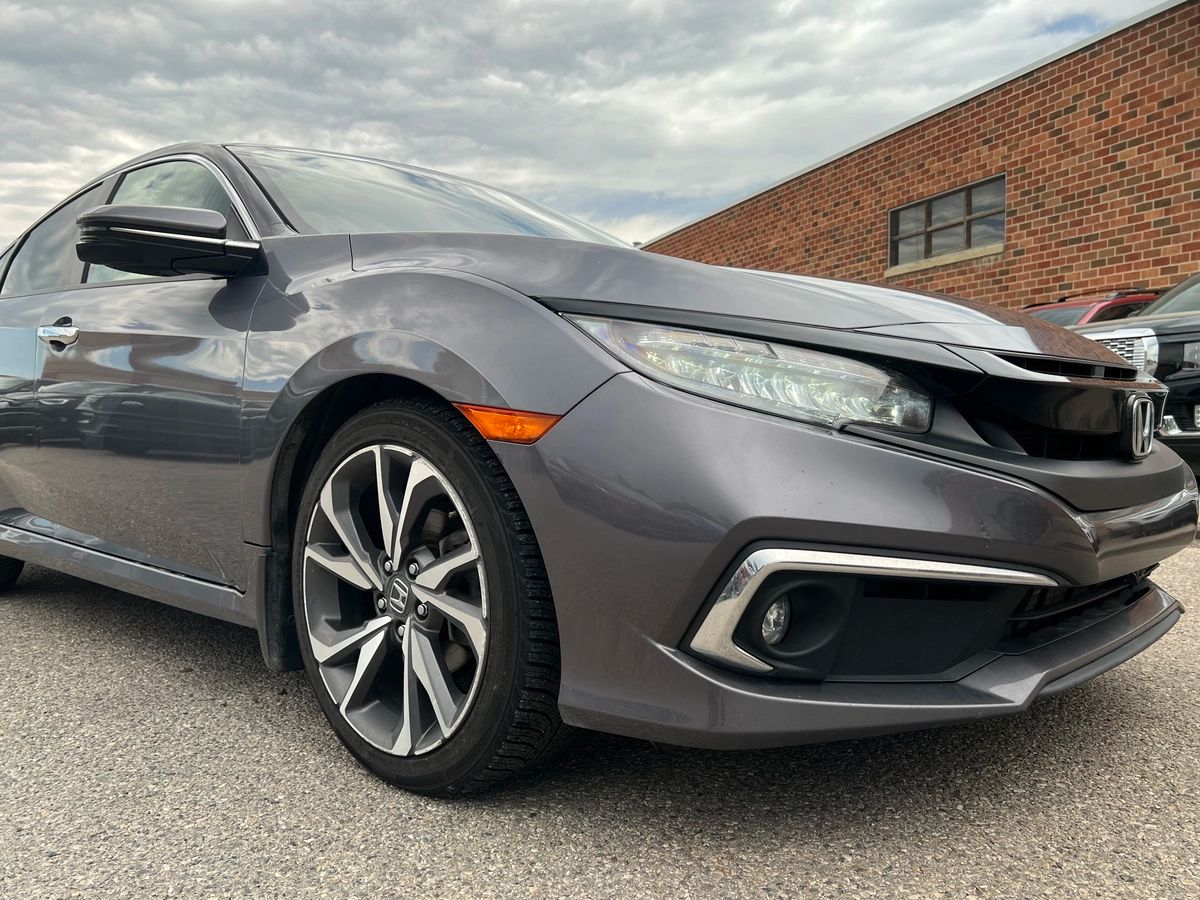 2019 Honda Civic Sedan Touring - Image 9