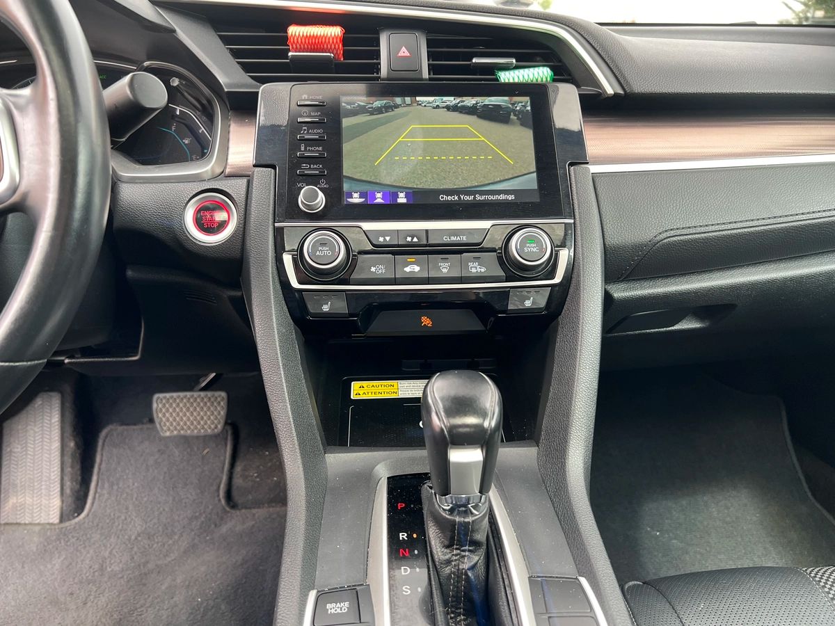 2019 Honda Civic Sedan Touring - Image 20