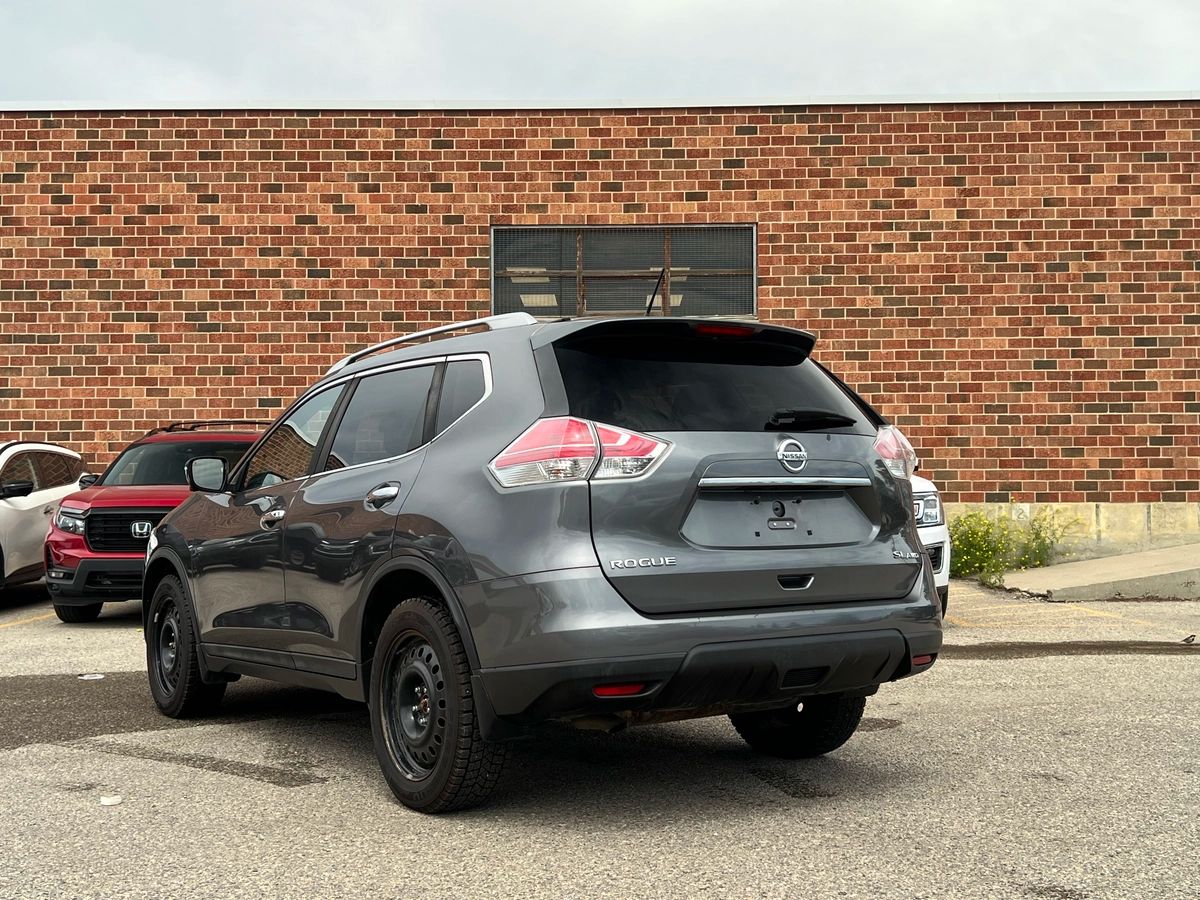 2016 Nissan Rogue SL - Image 5
