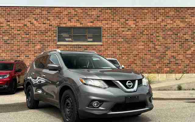 2016 Nissan Rogue SL - Request more images