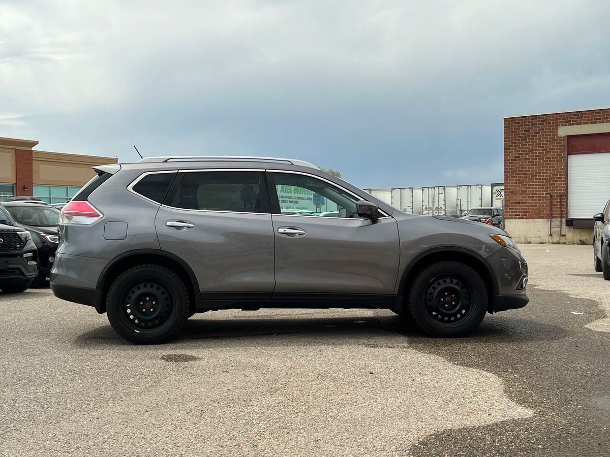 2016 Nissan Rogue SL - Image 8