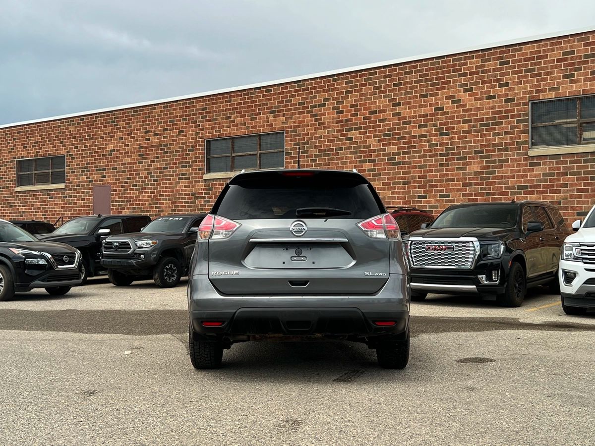 2016 Nissan Rogue SL - Image 6