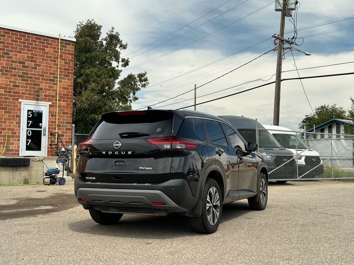 2023 Nissan Rogue SV - Image 7