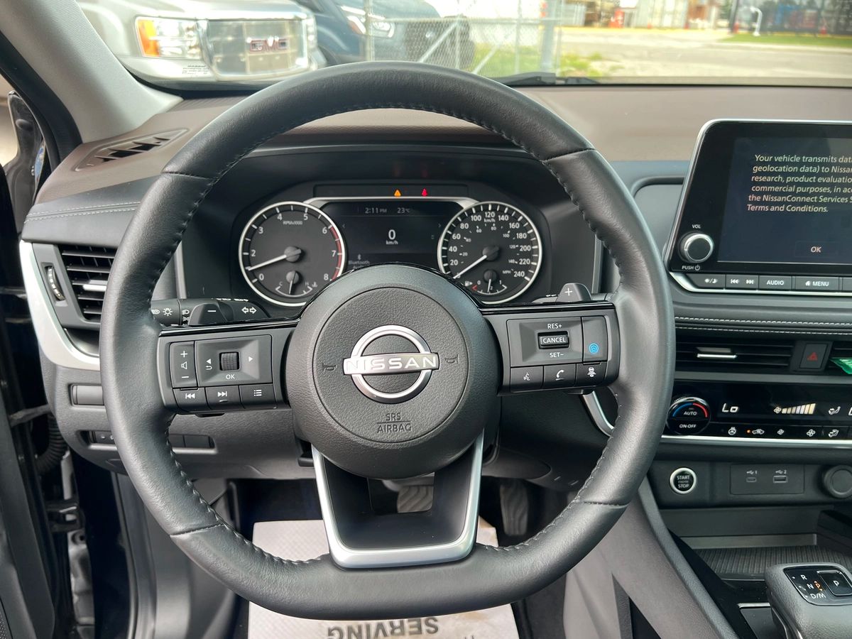 2023 Nissan Rogue SV - Image 15