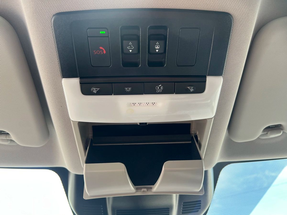 2023 Nissan Rogue SV - Image 20