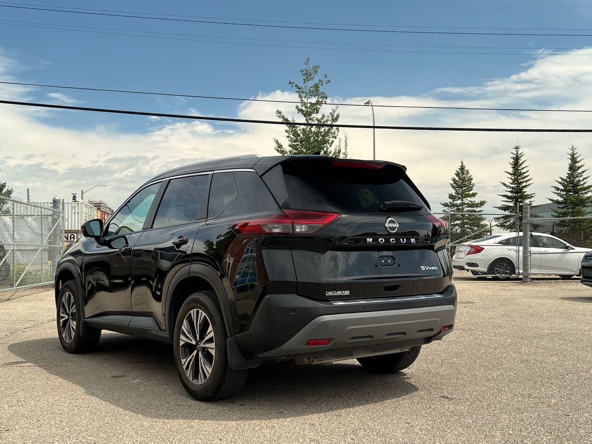 2023 Nissan Rogue SV - Image 5